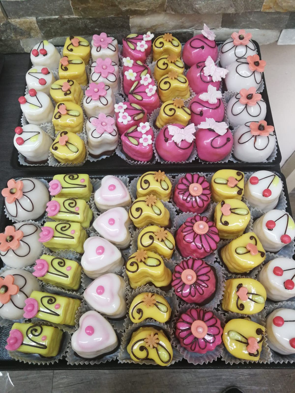 Petits Fours